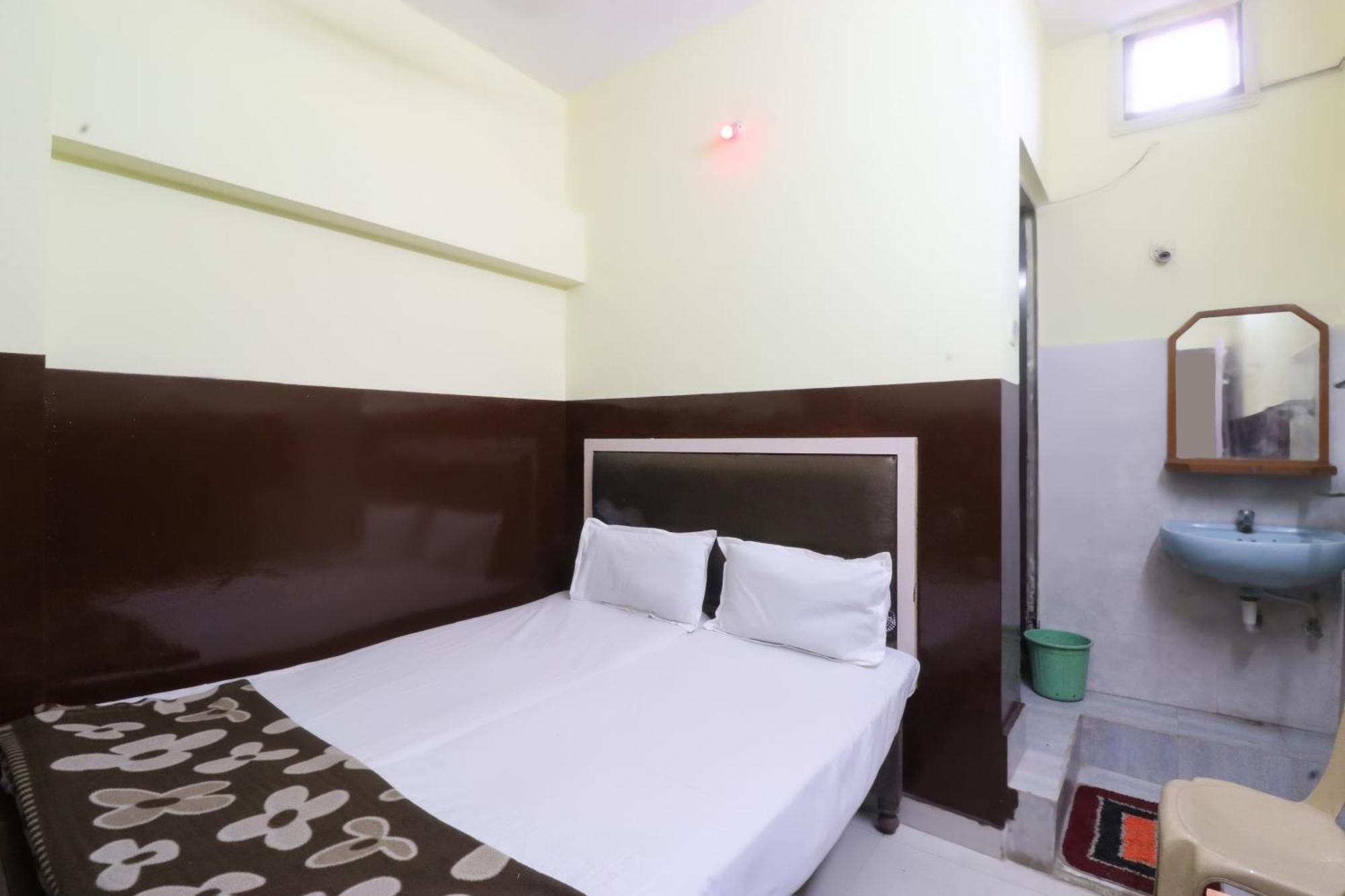 Spot On Hotel Monu Raipur  Ngoại thất bức ảnh